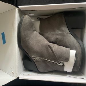 Topshop Gray Ankle Boots